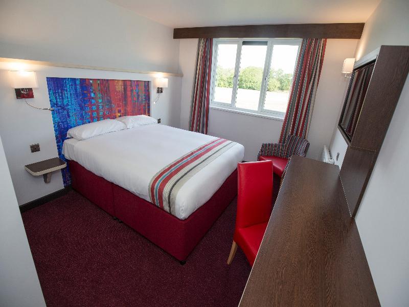 Ramada Milton Keynes Hotel Eksteriør billede