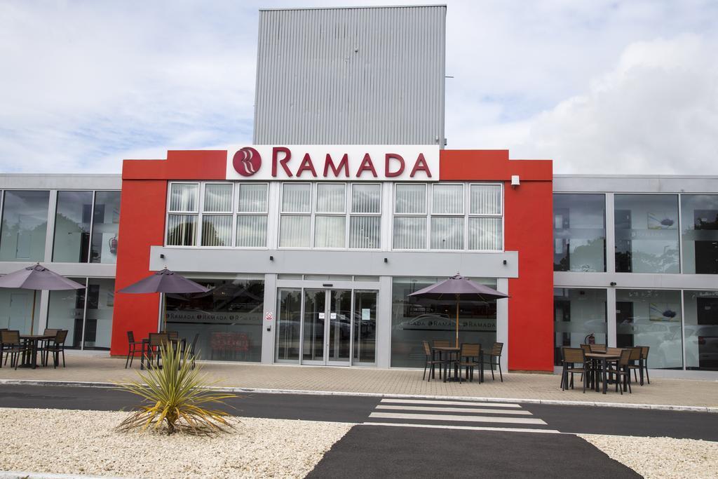 Ramada Milton Keynes Hotel Eksteriør billede